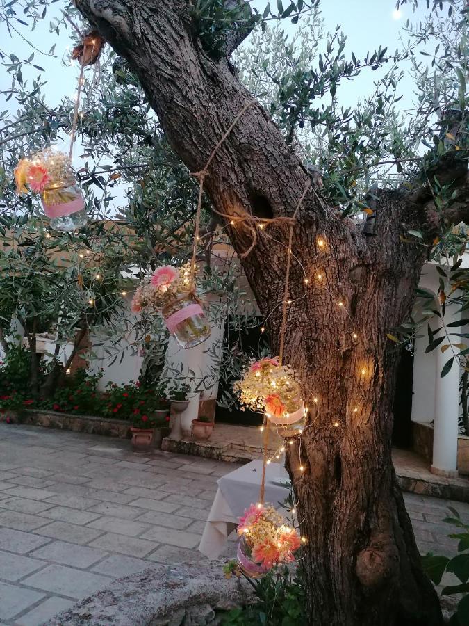 Masseria Agriturismo Il Sorriso Degli Ulivi - Dimora Di Charme Галиполи Екстериор снимка
