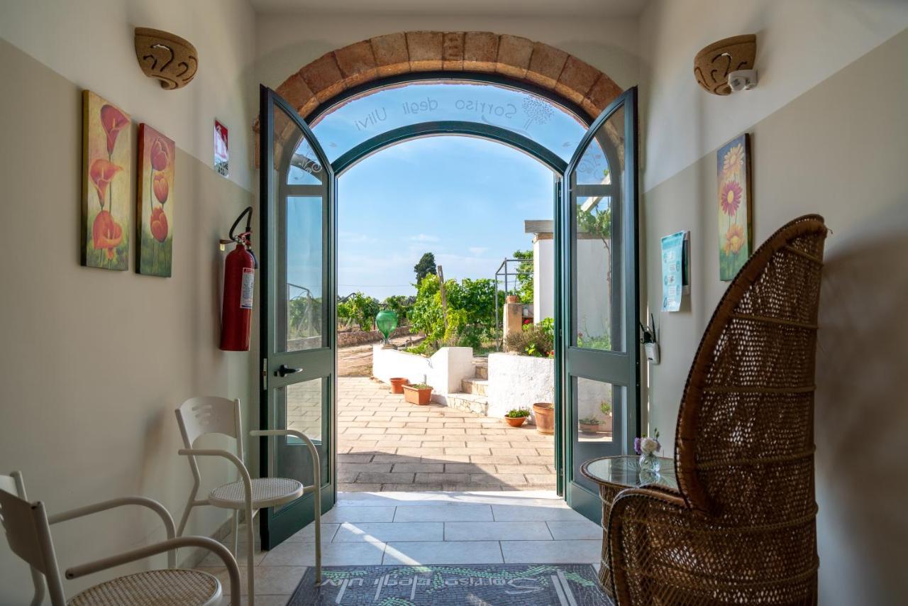 Masseria Agriturismo Il Sorriso Degli Ulivi - Dimora Di Charme Галиполи Екстериор снимка